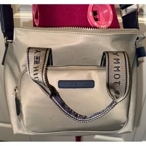 Tommy Hilfiger‎ Women's Nylon Handbag, Crossbody Bag Brown/Beige
